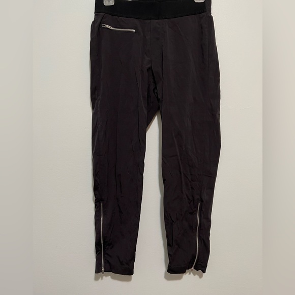 Athleta Black Mod Trekkie Crop Pants Ankle Zip Hiking Athletic v3. - Picture 11 of 12